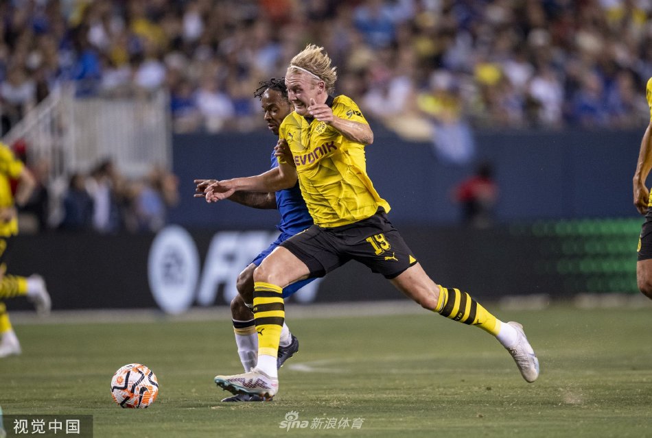 德媒:国外球队报价低于基米希预期,拜仁得以坚持立场不给他涨薪.